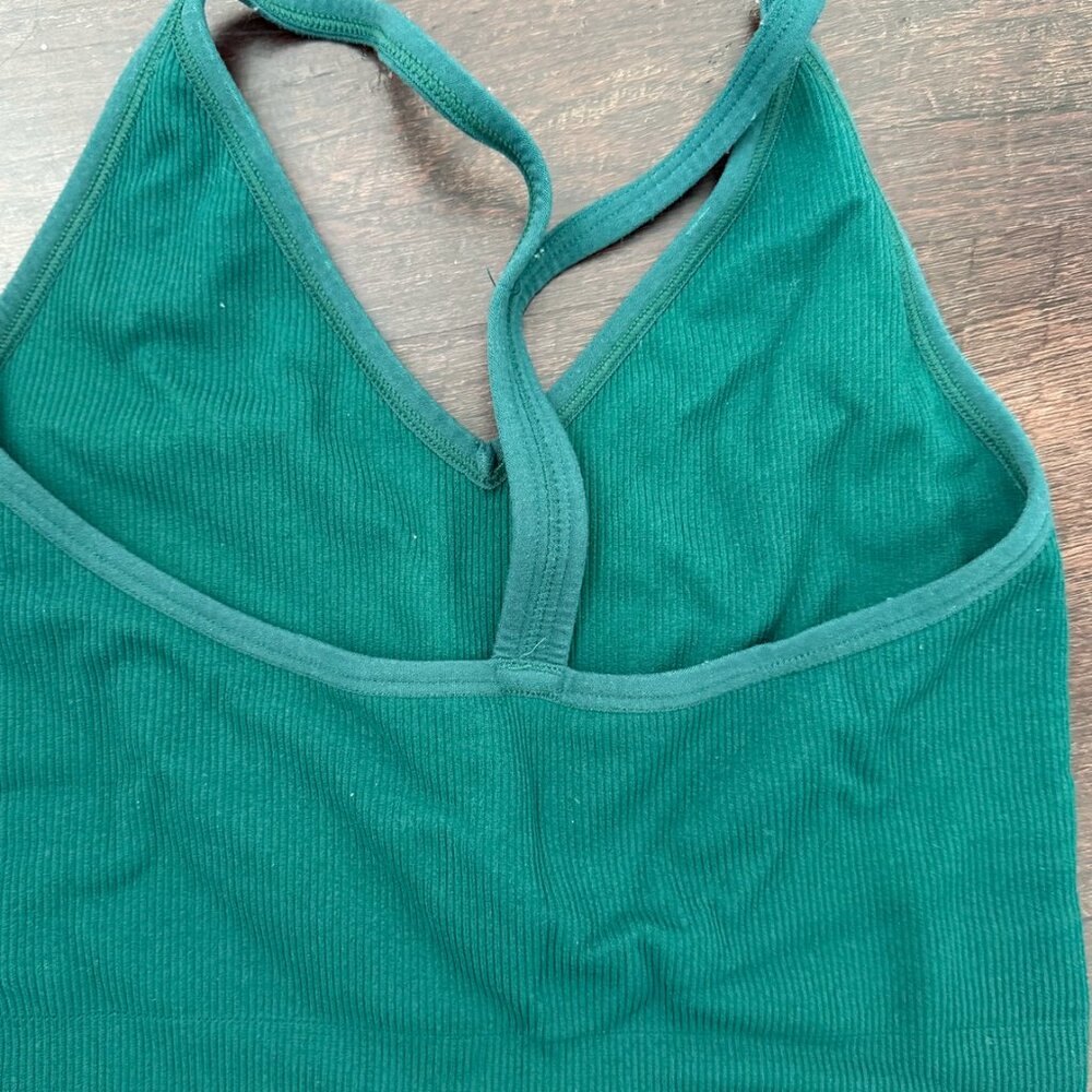 Set Active Green Cropped Ribbed Tank - Picture 2 of 2